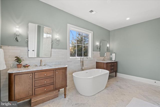 14 W BELLEFONTE AVE, Alexandria, VA 22301