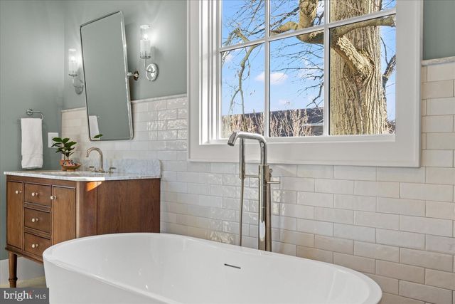 14 W BELLEFONTE AVE, Alexandria, VA 22301