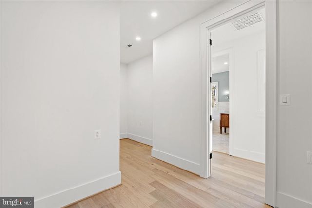 14 W BELLEFONTE AVE, Alexandria, VA 22301