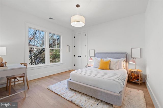 14 W BELLEFONTE AVE, Alexandria, VA 22301