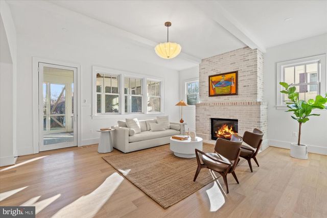 14 W BELLEFONTE AVE, Alexandria, VA 22301