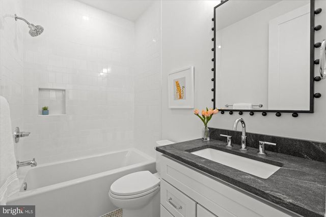 14 W BELLEFONTE AVE, Alexandria, VA 22301