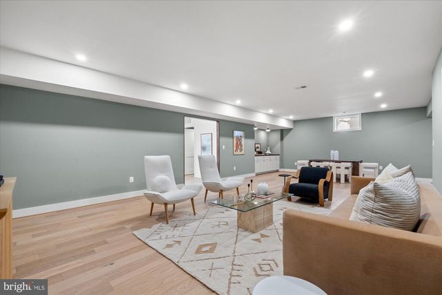 14 W BELLEFONTE AVE, Alexandria, VA 22301