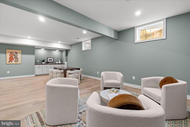 14 W BELLEFONTE AVE, Alexandria, VA 22301