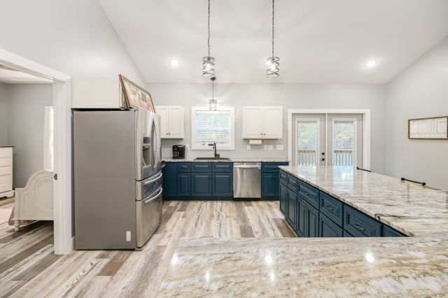 838 Old West Point Rd, Smithville, TN 37166