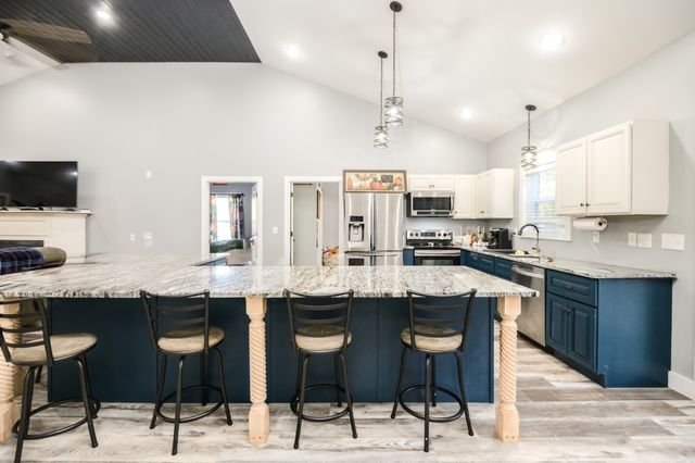 838 Old West Point Rd, Smithville, TN 37166