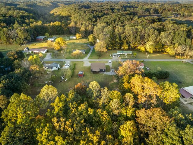 838 Old West Point Rd, Smithville, TN 37166