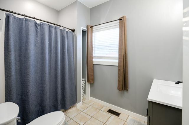 838 Old West Point Rd, Smithville, TN 37166