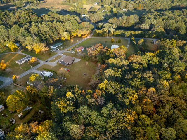 838 Old West Point Rd, Smithville, TN 37166