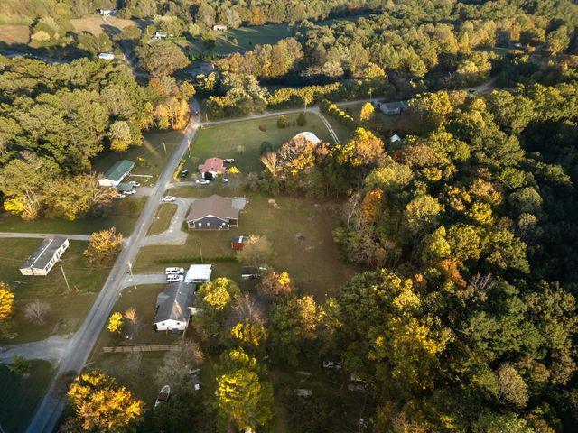 838 Old West Point Rd, Smithville, TN 37166