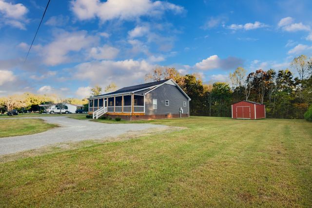 838 Old West Point Rd, Smithville, TN 37166