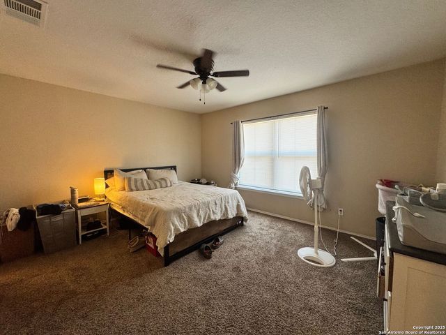 6658 Eastern Clouds, Converse, TX 78109