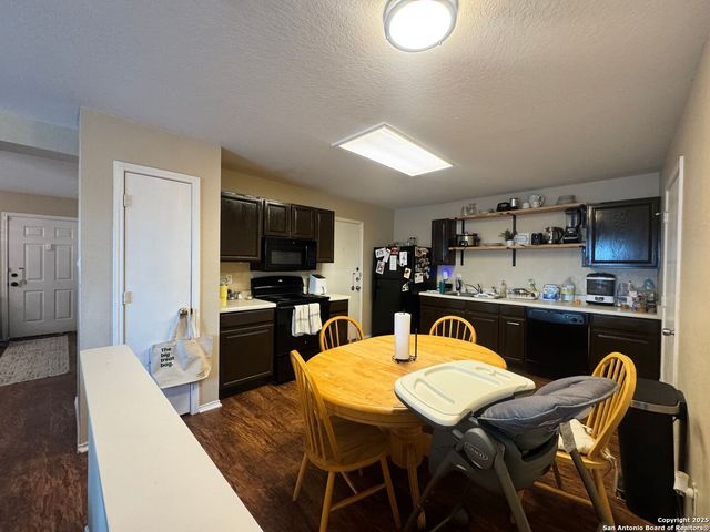 6658 Eastern Clouds, Converse, TX 78109