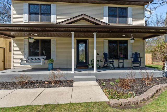 68600 Christiana Lake Road, Edwardsburg, MI 49112