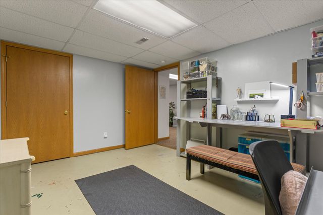 68600 Christiana Lake Road, Edwardsburg, MI 49112