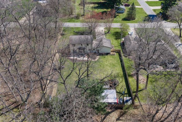 68600 Christiana Lake Road, Edwardsburg, MI 49112