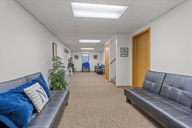 68600 Christiana Lake Road, Edwardsburg, MI 49112