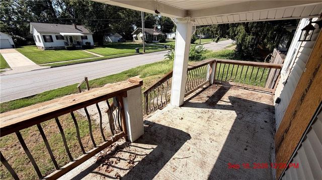 2104 E 59th Street, Kansas City, MO 64130