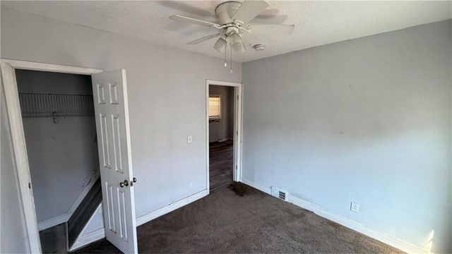 2104 E 59th Street, Kansas City, MO 64130