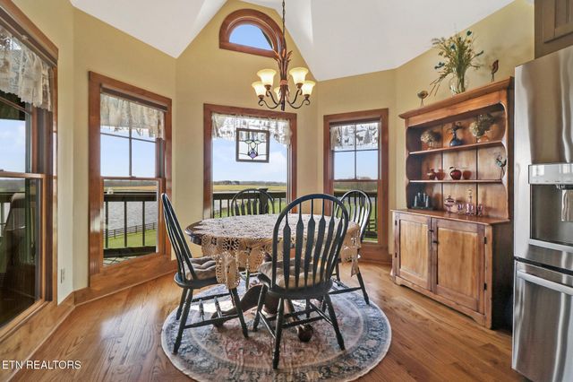 1201 Bridle Tr, Spencer, TN 38585
