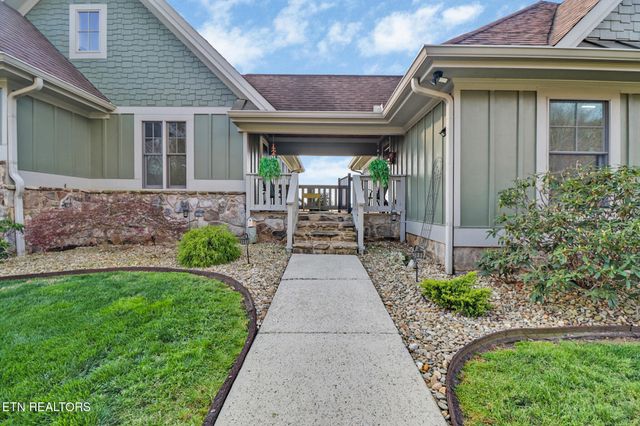 1201 Bridle Tr, Spencer, TN 38585