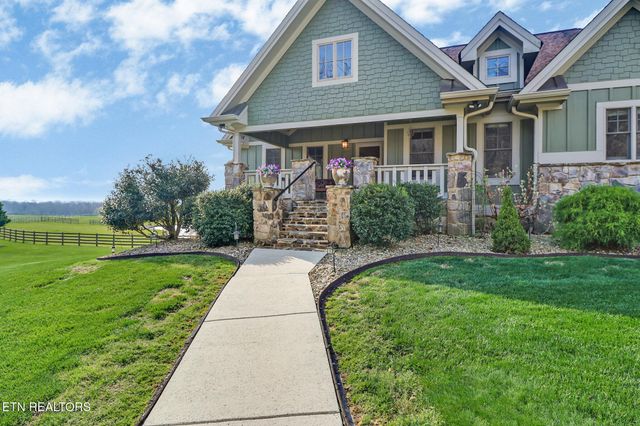 1201 Bridle Tr, Spencer, TN 38585