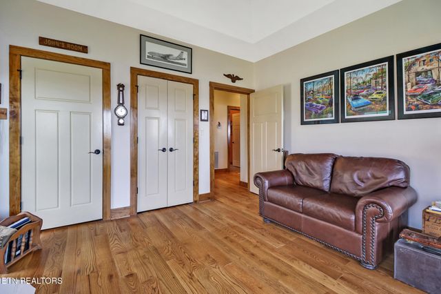 1201 Bridle Tr, Spencer, TN 38585