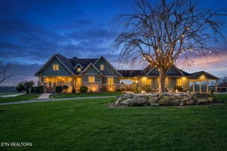 1201 Bridle Tr, Spencer, TN 38585