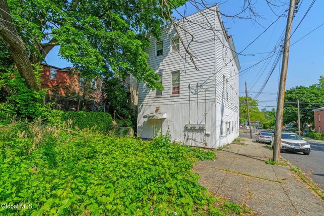 68 Vliet Street, Cohoes, NY 12047