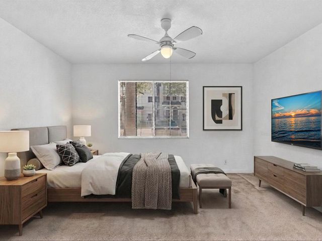 513 Bayfront Drive, Boynton Beach, FL 33435