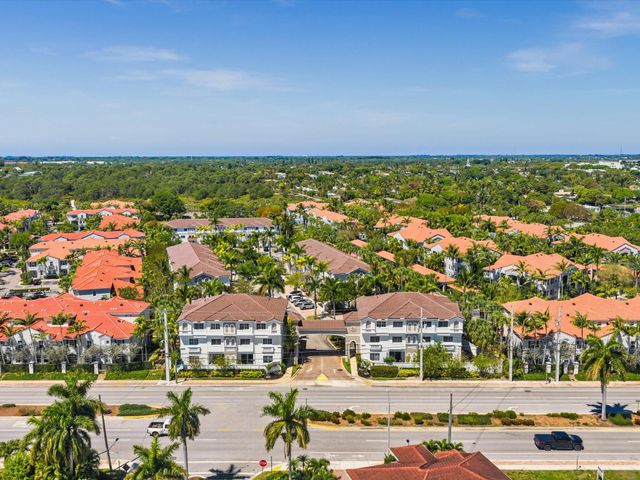 513 Bayfront Drive, Boynton Beach, FL 33435