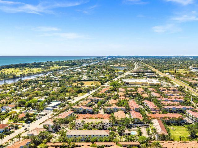 513 Bayfront Drive, Boynton Beach, FL 33435