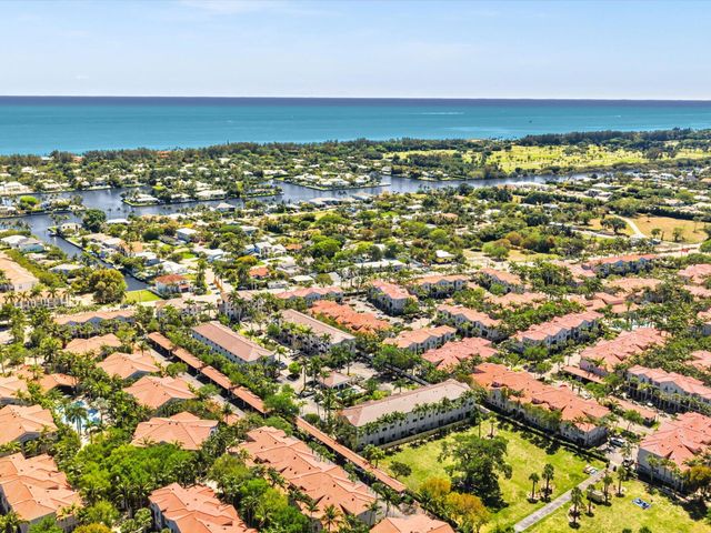 513 Bayfront Drive, Boynton Beach, FL 33435