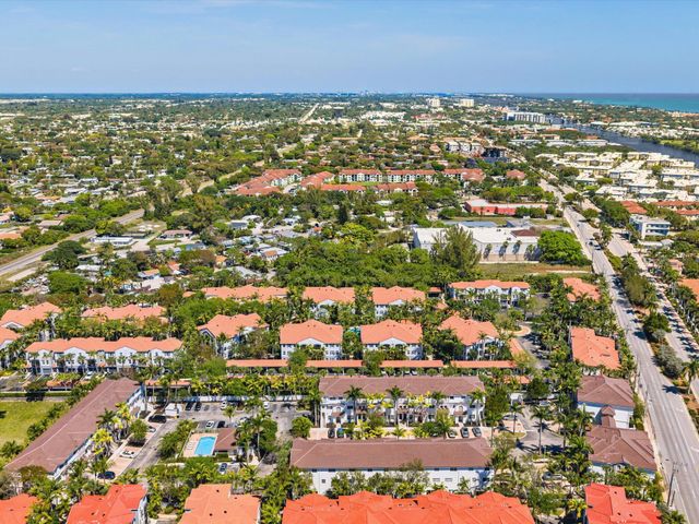 513 Bayfront Drive, Boynton Beach, FL 33435
