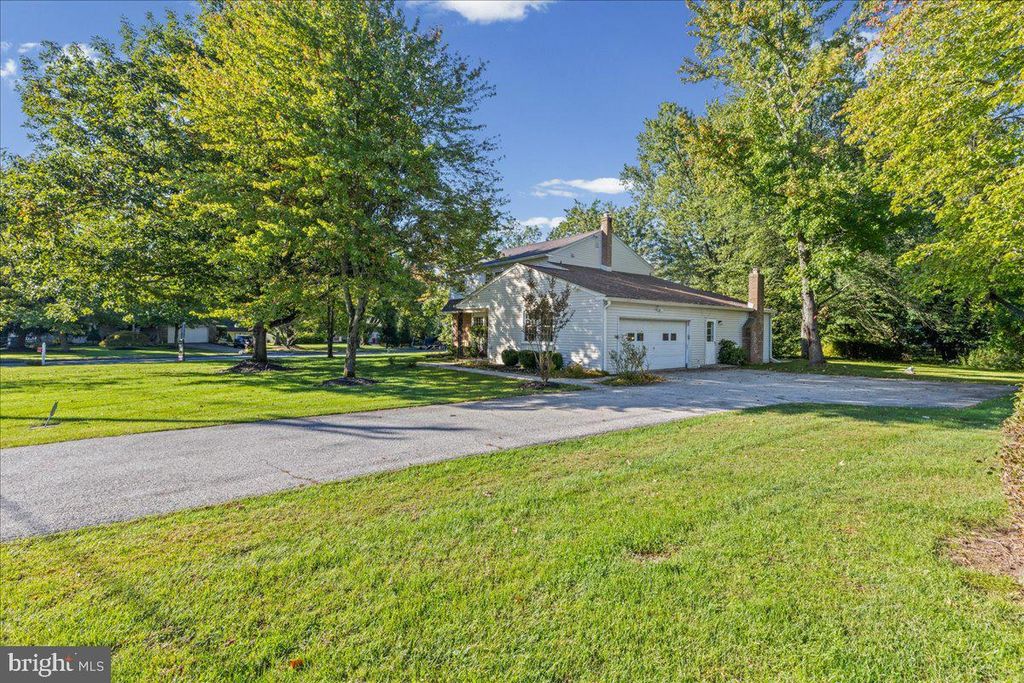 1421 WHITWOOD DR, BLUE BELL, PA 19422 — photo 3