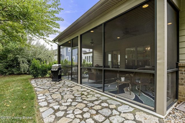 842 Artisan Pkwy, La Grange, KY 40031