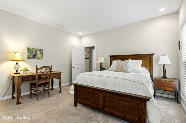 842 Artisan Pkwy, La Grange, KY 40031