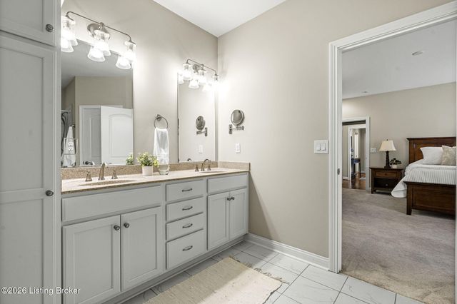 842 Artisan Pkwy, La Grange, KY 40031