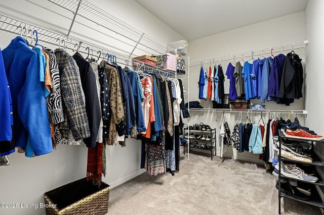 842 Artisan Pkwy, La Grange, KY 40031