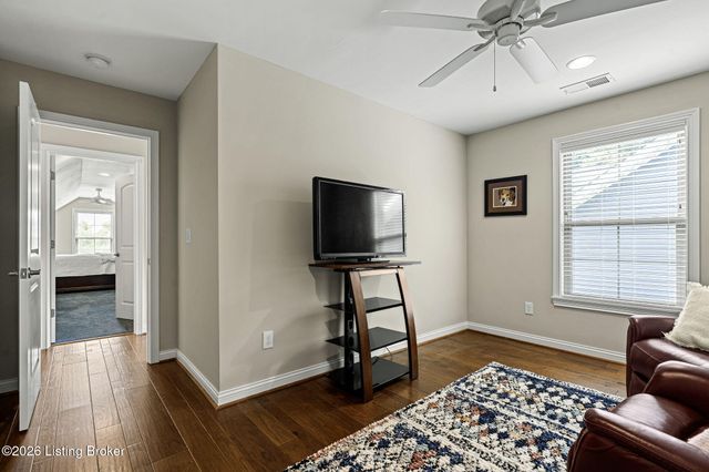 842 Artisan Pkwy, La Grange, KY 40031