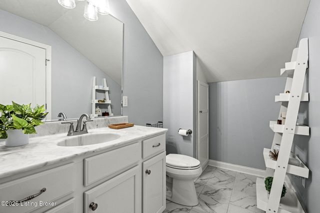 842 Artisan Pkwy, La Grange, KY 40031