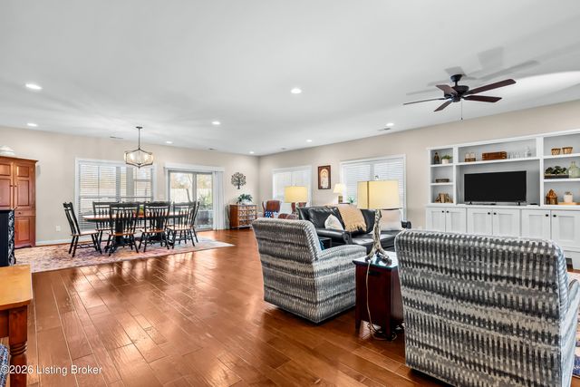 842 Artisan Pkwy, La Grange, KY 40031