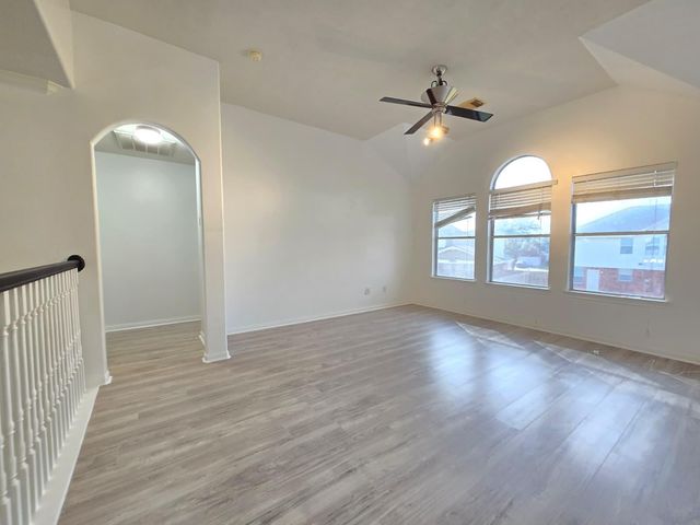 6007 Bassetdale Lane, Houston, TX 77084