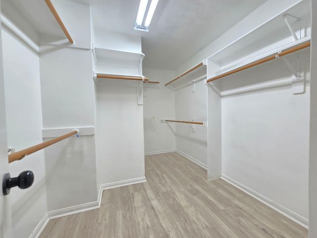 6007 Bassetdale Lane, Houston, TX 77084