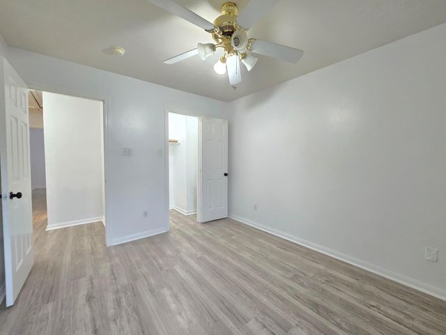 6007 Bassetdale Lane, Houston, TX 77084