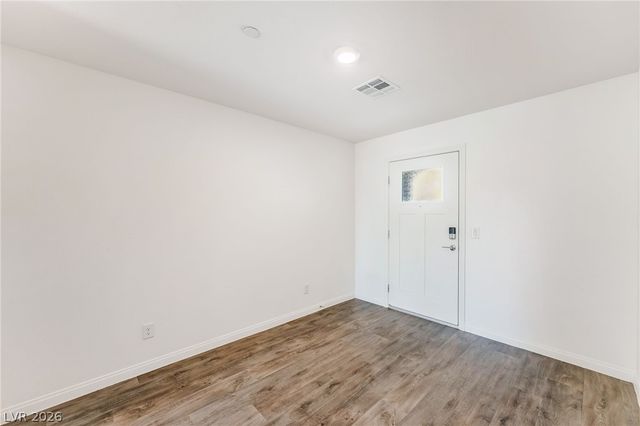 10083 Vibrant Moon Avenue, Las Vegas, NV 89129