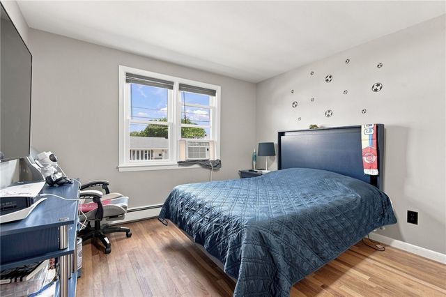 6 Flanders Street, Johnston, RI 02919