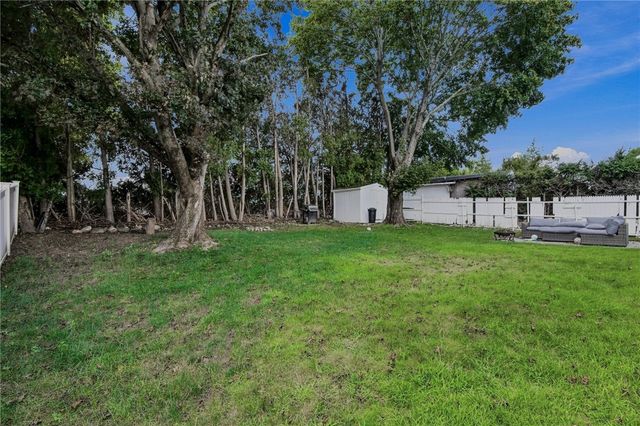 6 Flanders Street, Johnston, RI 02919