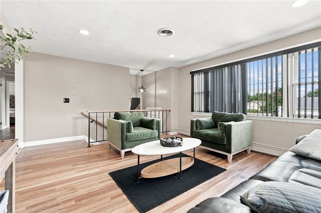 6 Flanders Street, Johnston, RI 02919