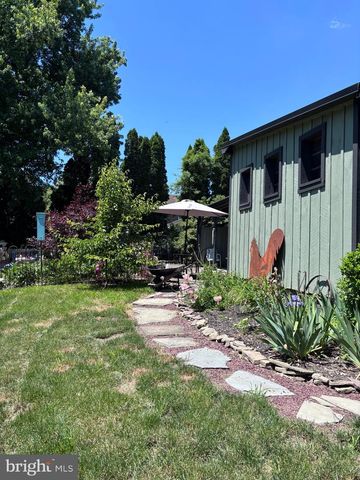 428 W MAIN AVE, Myerstown, PA 17067